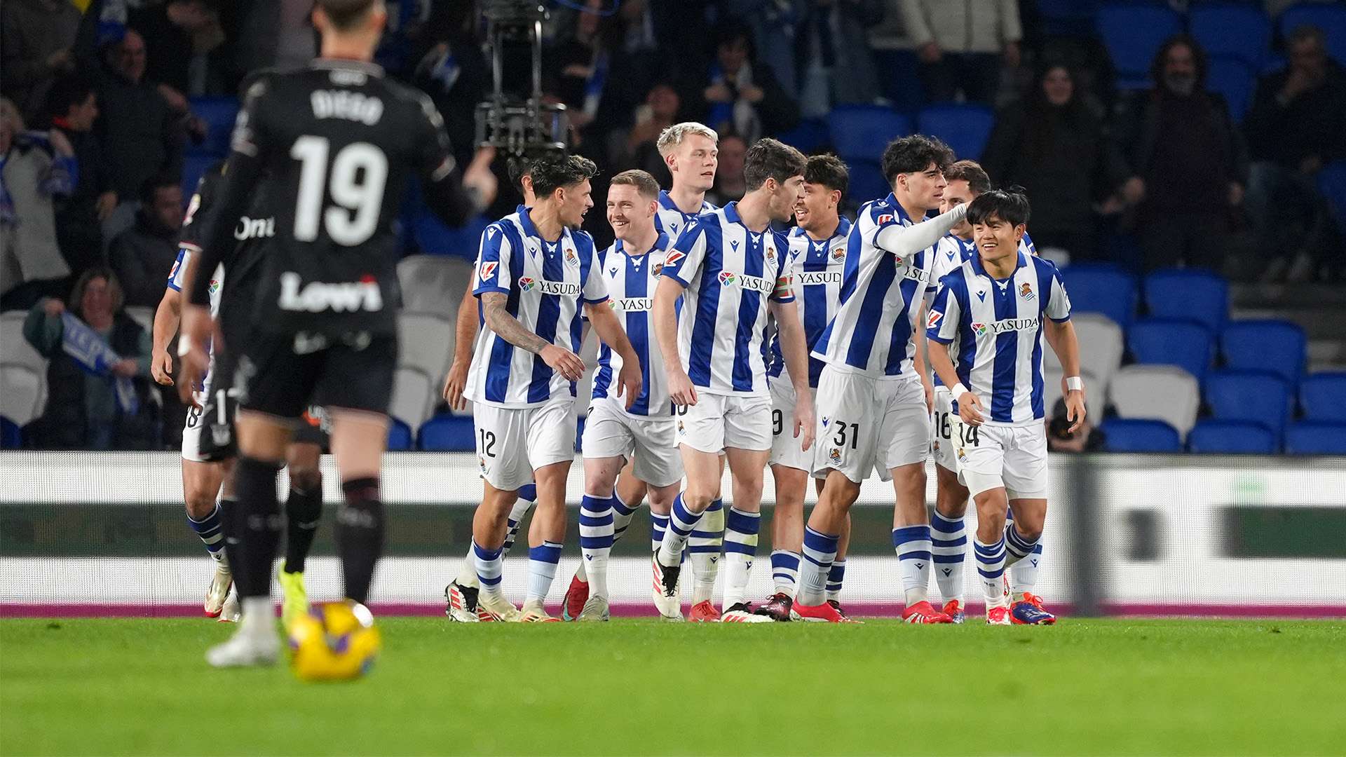 致防守端的 致防守端的